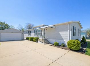 10719 W Butterfield Dr, Frankfort, IL