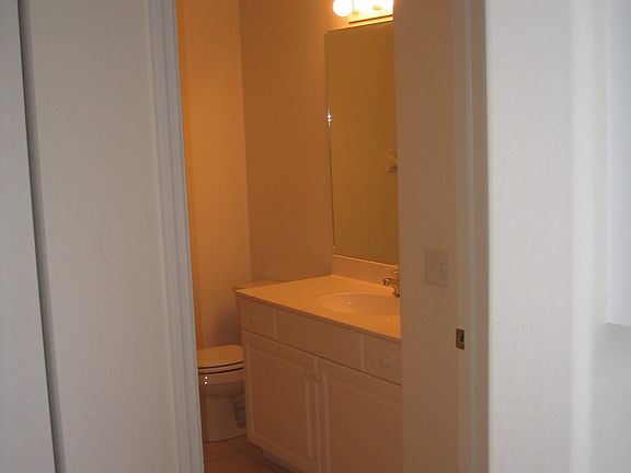 4th image of 12321 Notting Hill Ln Unit 11