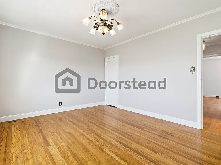 101 Monterey Blvd — Photo 22