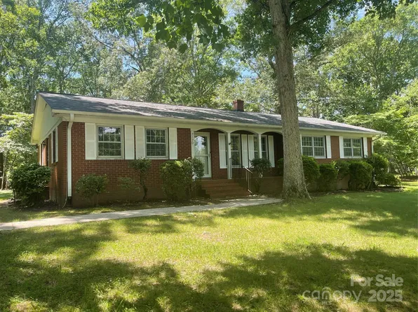 2120 Marwood Ln, Albemarle, NC 28001