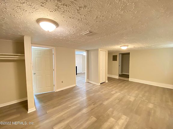 5th image of 2894 W 8th St #2