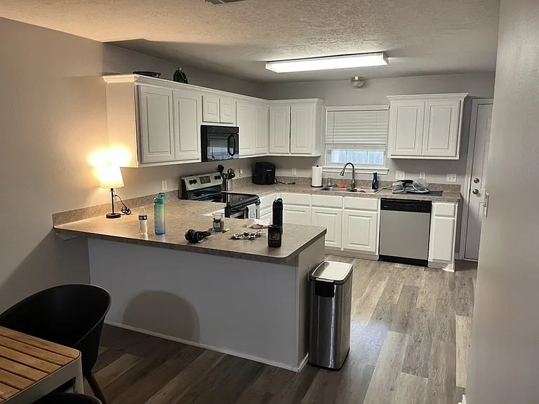 1419 Western Oaks Ct — Photo 3