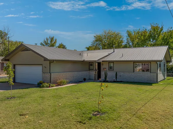 420 12th Ave NE, Miami, OK 74354