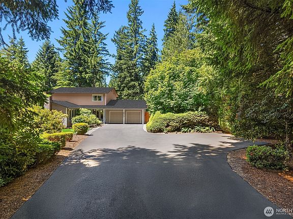 2nd image of 28707 181st Avenue SE