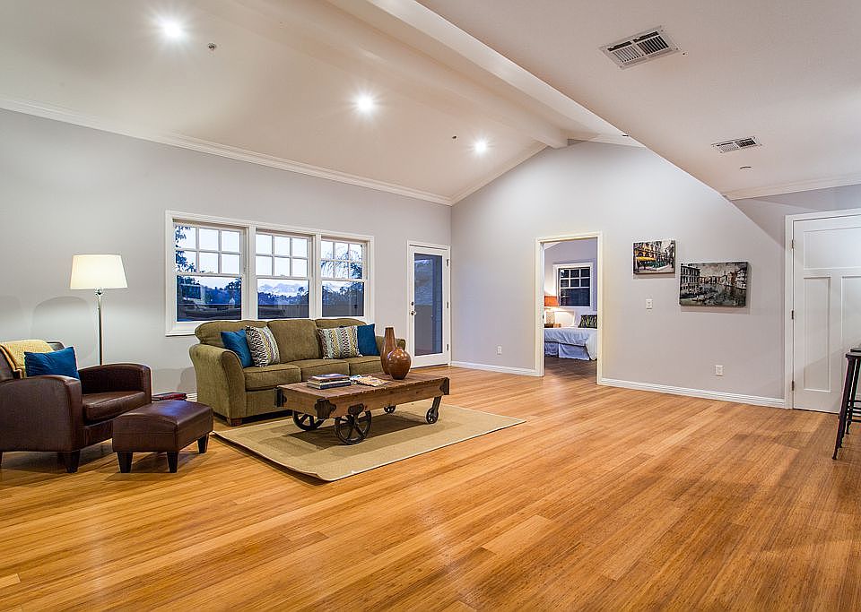 1st image of 364 N. Avenue 53 #7