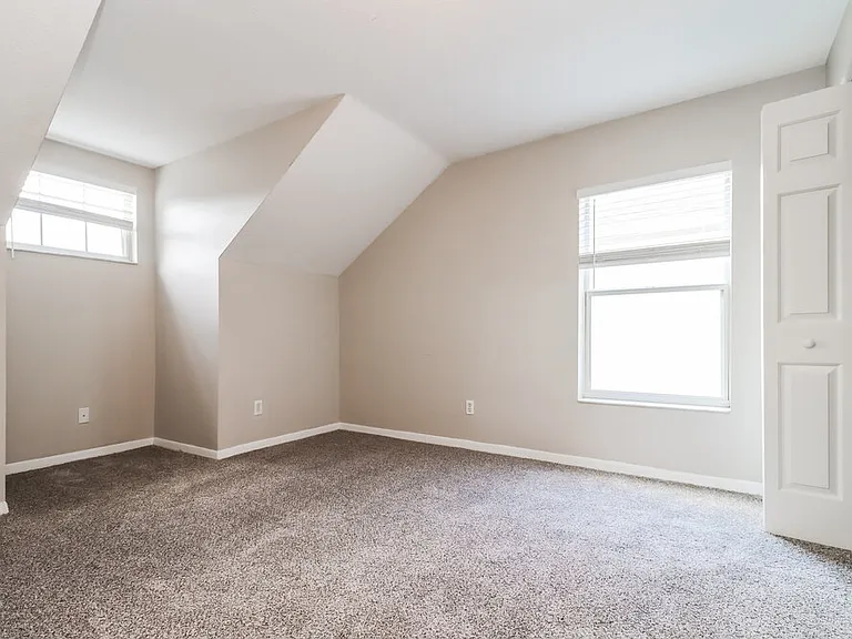 1806 Horsechestnut Ct — Photo 15