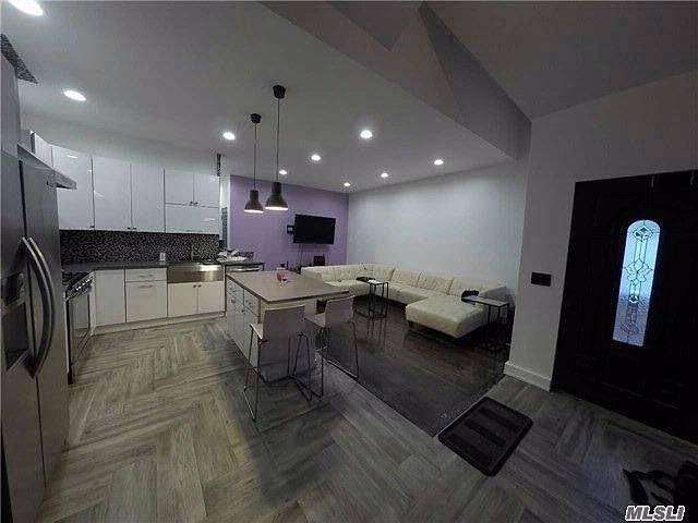 1st image of 2403 92nd St