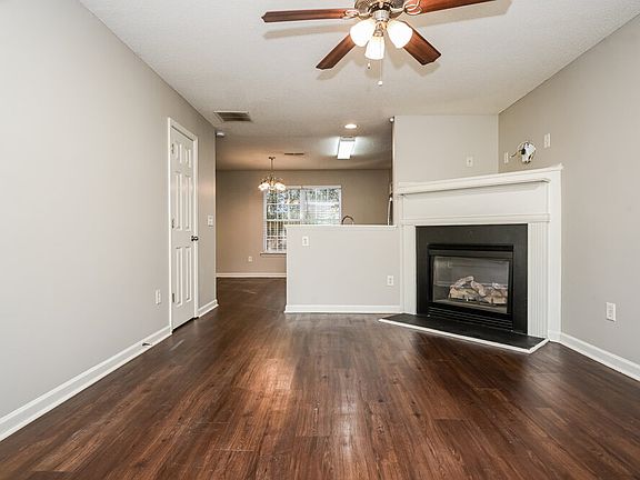 5th image of 417 Kendall Ln