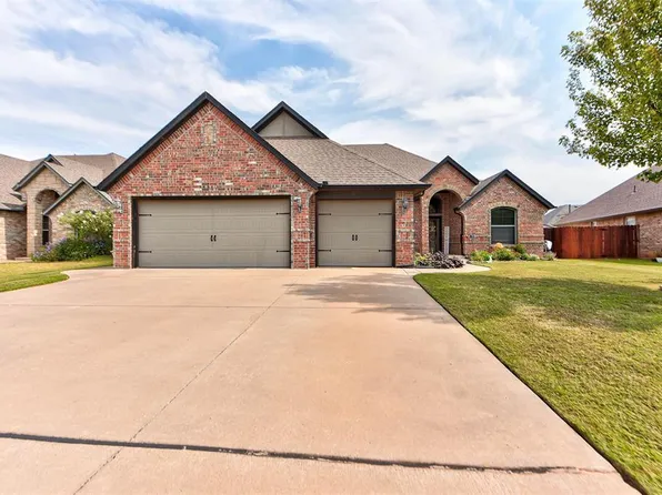 2716 Kathleens Xing, Yukon, OK 73099