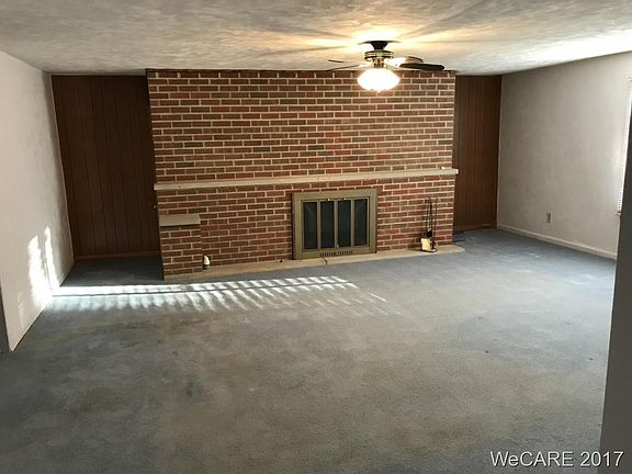 3rd image of 322 N Oak St