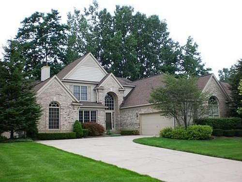1st image of 1323 Lake Shore Blvd