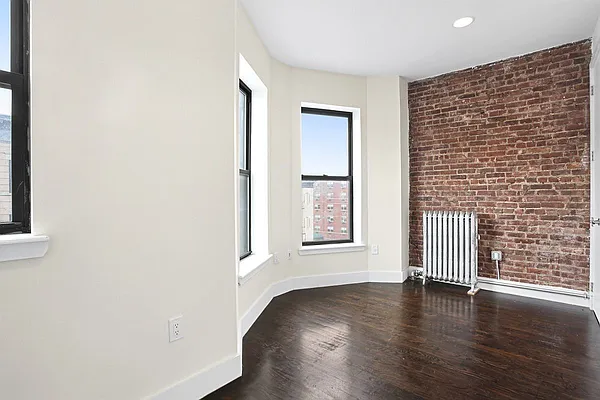 Rented by Warburg | media 2