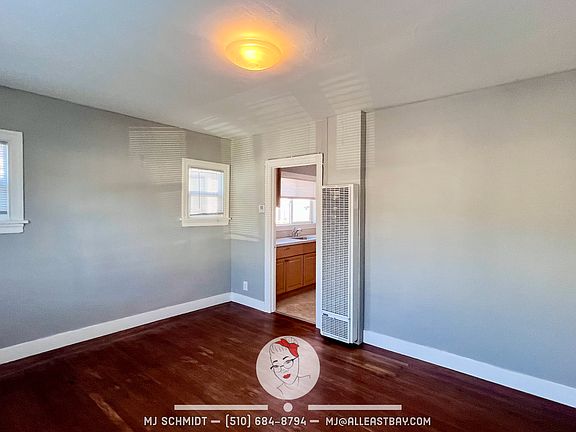 2nd image of 1527 & 1529 Elm St #1529