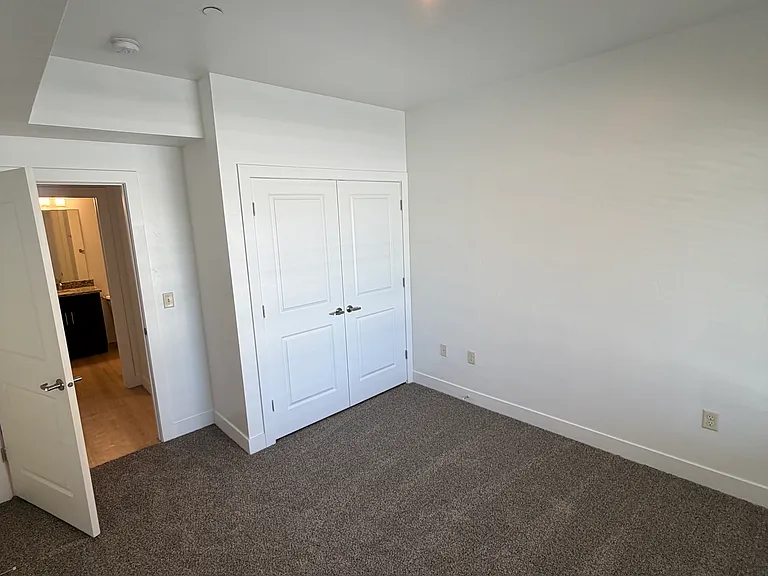 1142 W 200 N #C205 — Photo 7