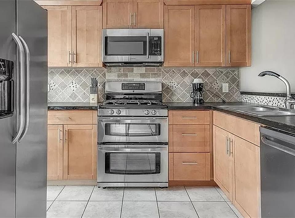 1st image of 1565 Springleaf Ct SE