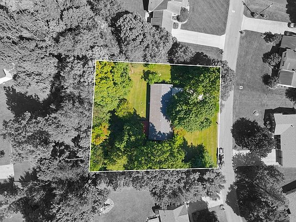 3rd image of 80 Yoha Dr