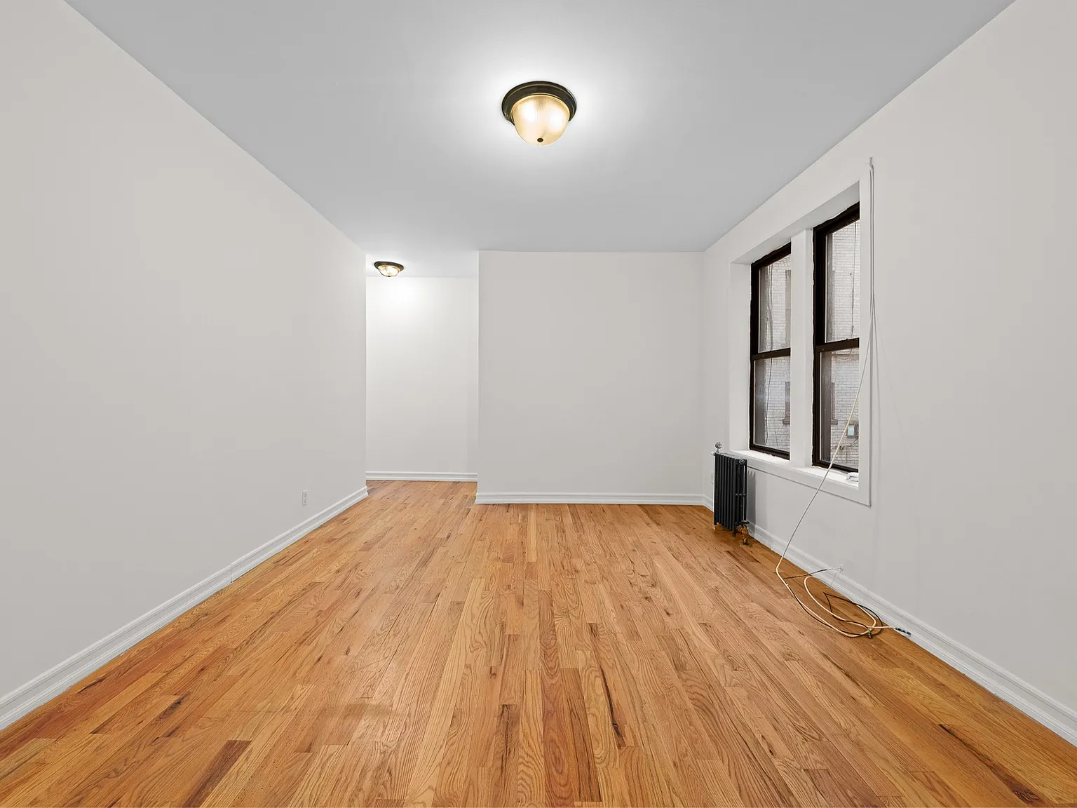 39 East 17th Street — Photo 2