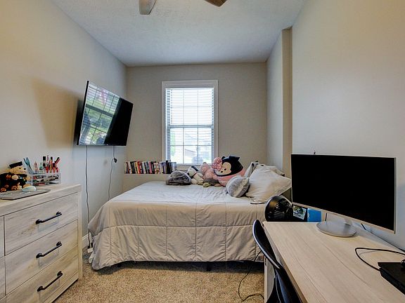 5th image of 3472 Cayuse Way