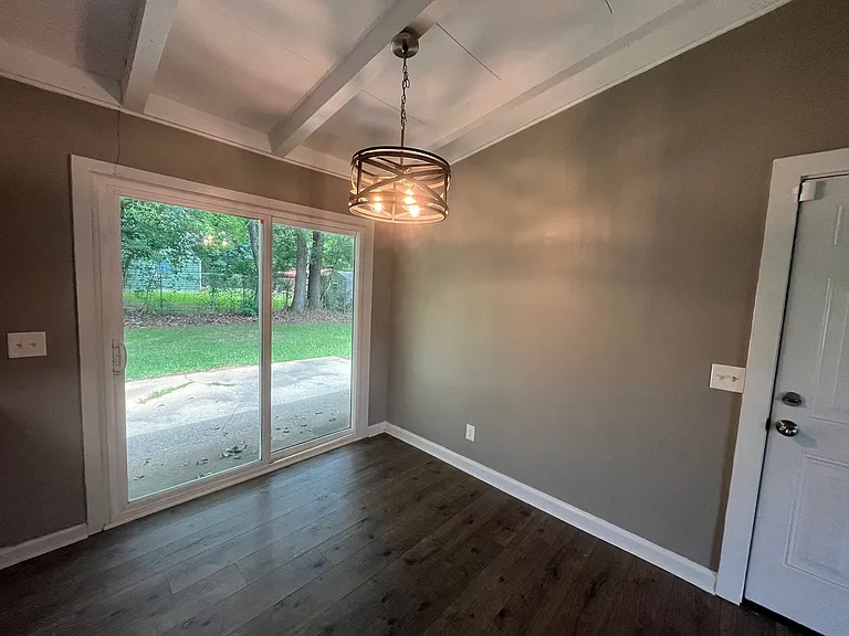 2503 Broadmoor Dr — Photo 7