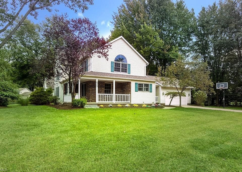 1st image of 6345 Meadowbrook Dr