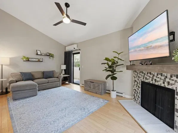13768 Ruette Le Parc Unit C, Del Mar, CA 92014