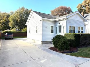 227 N Main St, Marine City, MI 48039