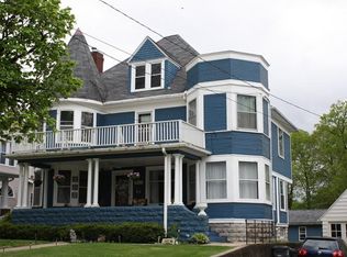 217 N Dement Ave, Dixon, IL 61021