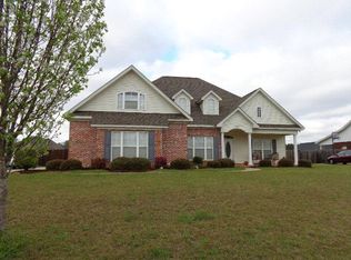 106 Clancy Ct, Dothan, AL 36301