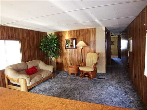 2nd image of 1229 Arkansas Dr