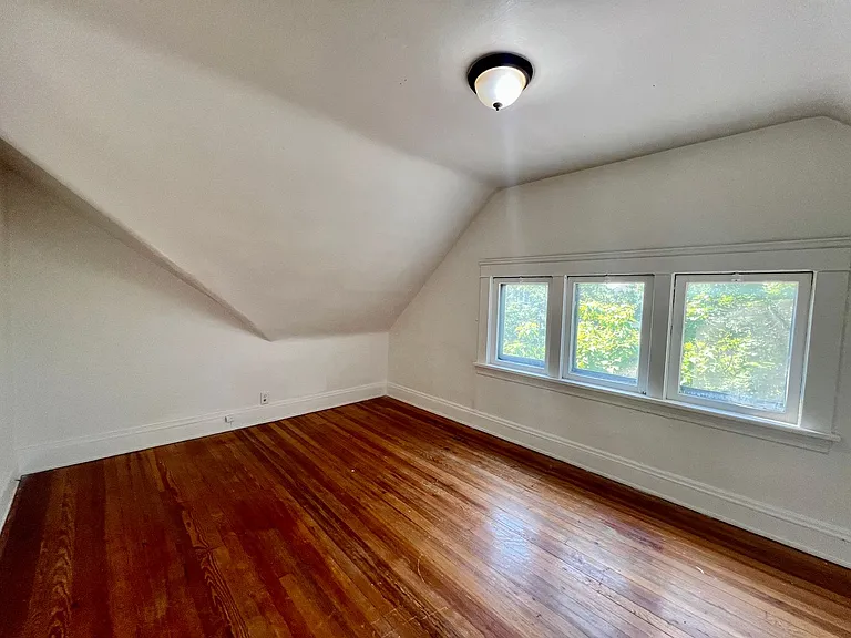 3305 E Overlook Rd — Photo 10