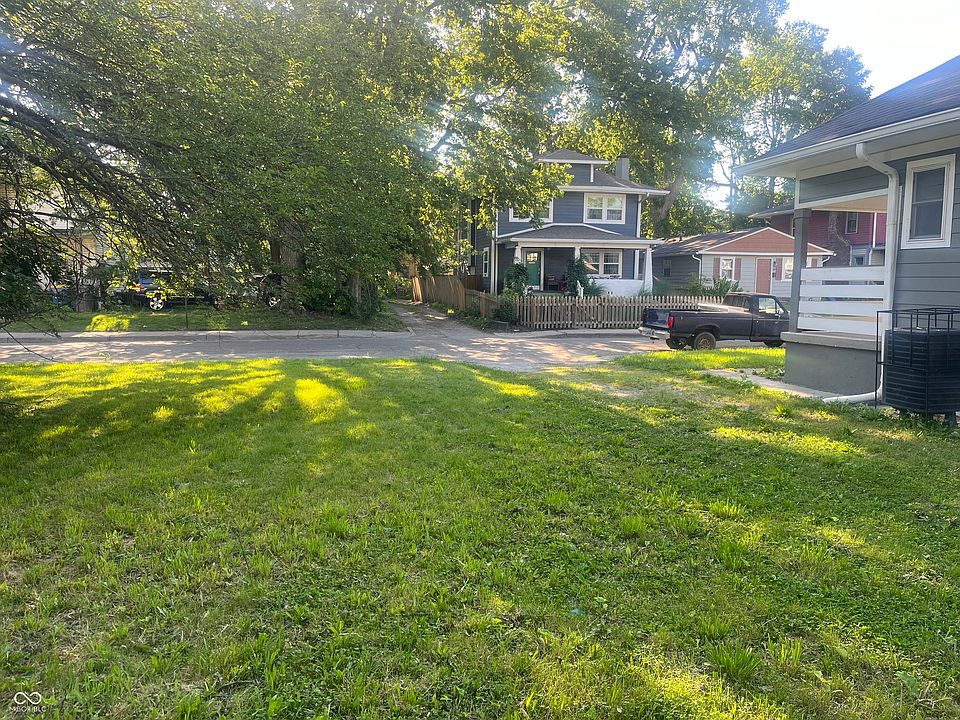 2nd image of 3154 Broadway St