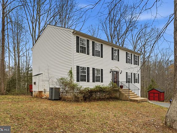 2nd image of 61 Hoovler Ln