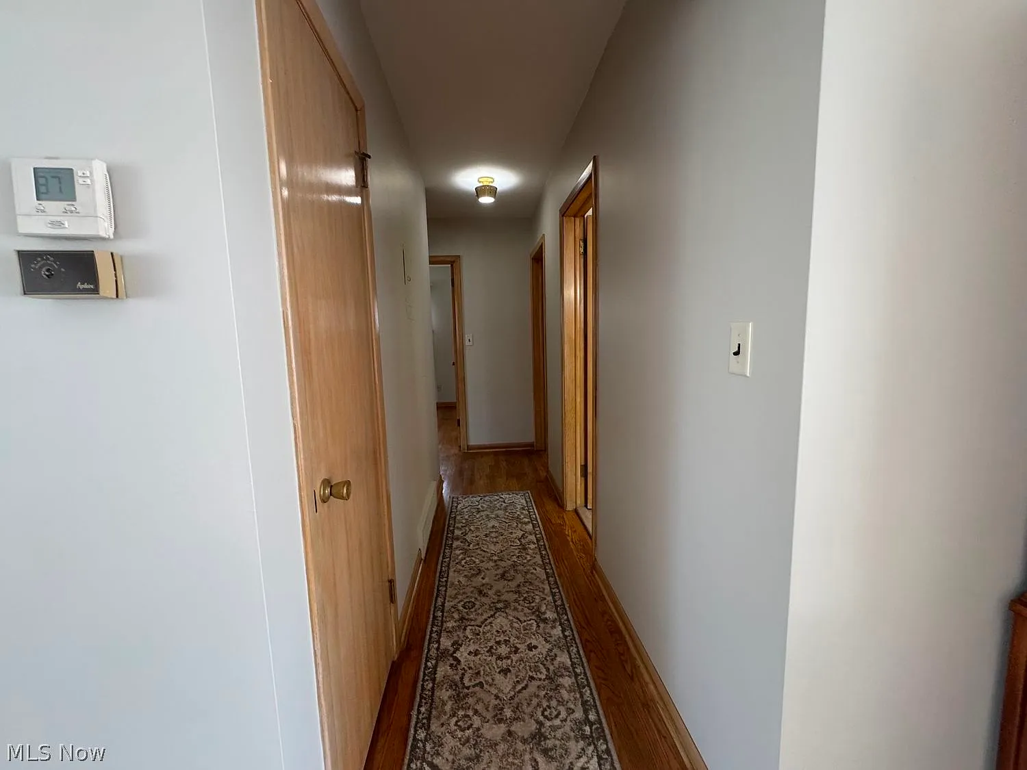 3 bed, 2.0 bath, 2992 sqft, $2,250 — Photo 3