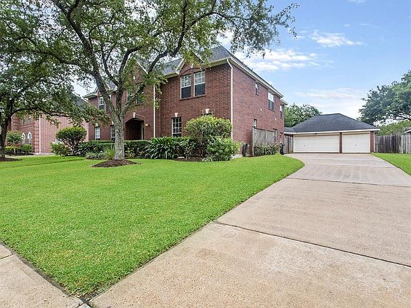 4th image of 1812 Parkview Dr