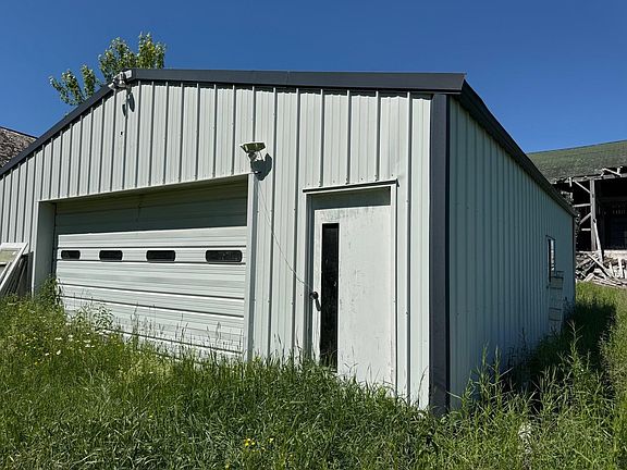4th image of 238588 Deer Creek Ln