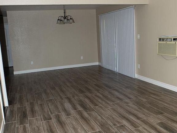 5th image of 5945 Brush Creek Dr