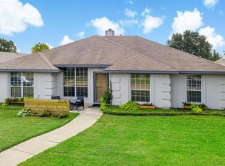 2528 Waterloo Ln, Mesquite, TX 75181