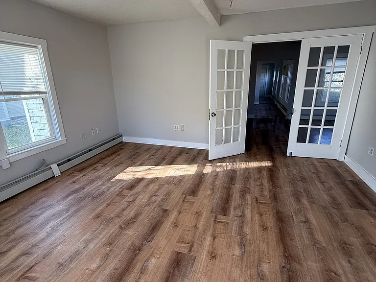 49 Arlington St #2 — Photo 12