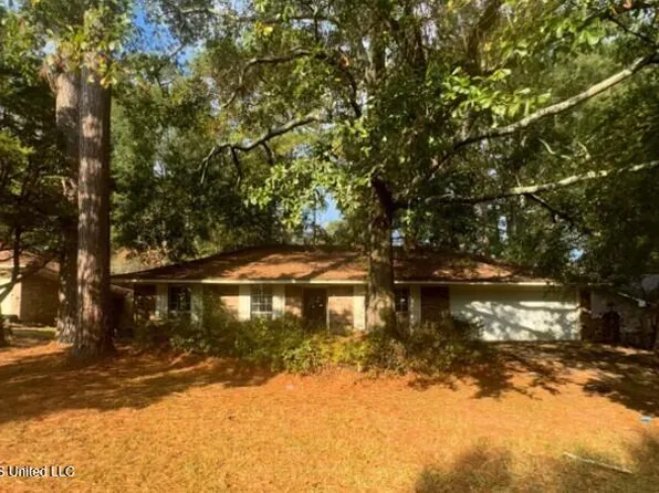 4775 Old Lake Rd, Jackson, MS 39212