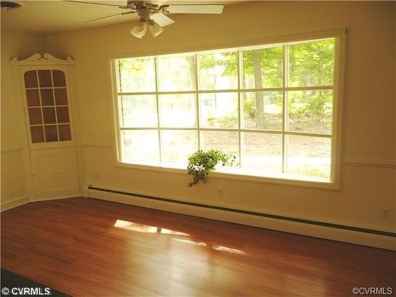 4th image of 1911 Walkerton Ct