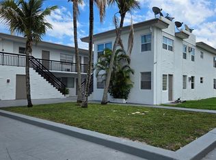 16951 NE 18th Ave #3, Miami, FL 33162