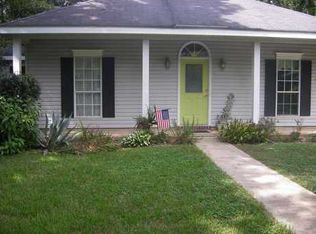 6 Lancaster Rd, Mobile, AL 36608