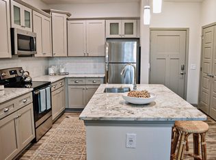 4645 Gordon Rd #106, Wilmington, NC 28411