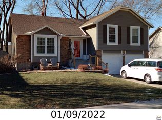 2017 S Kenwood St, Olathe, KS 66062