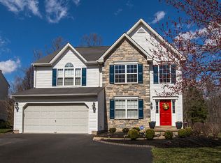 105 Riverwoods Dr, New Hope, PA 18938