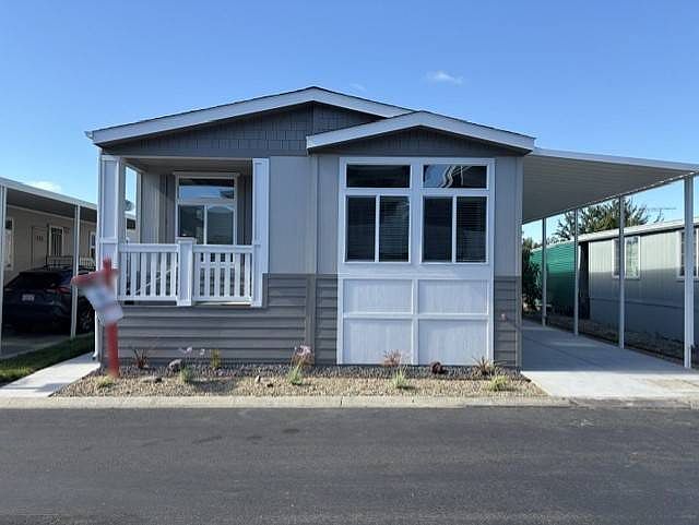 1st image of 2223 Bourbon Dr #2223