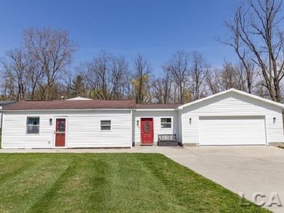 2578 Carson Hwy, Adrian, MI, 49221