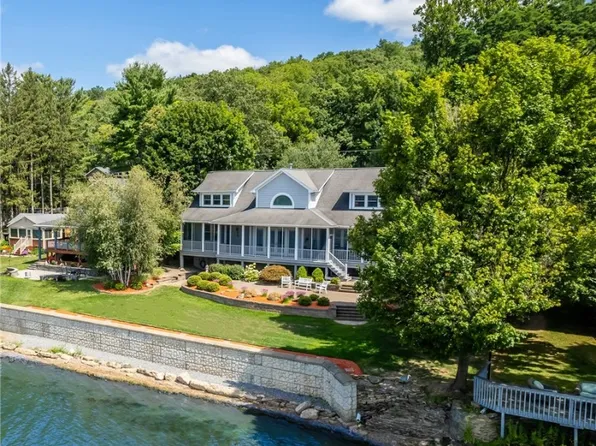 5588 E Lake Rd, Honeoye, NY 14471