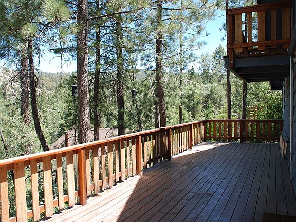 4th image of 32742 Cougar Ln