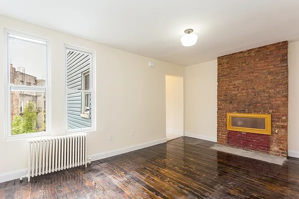 Rented by MNS | media 24